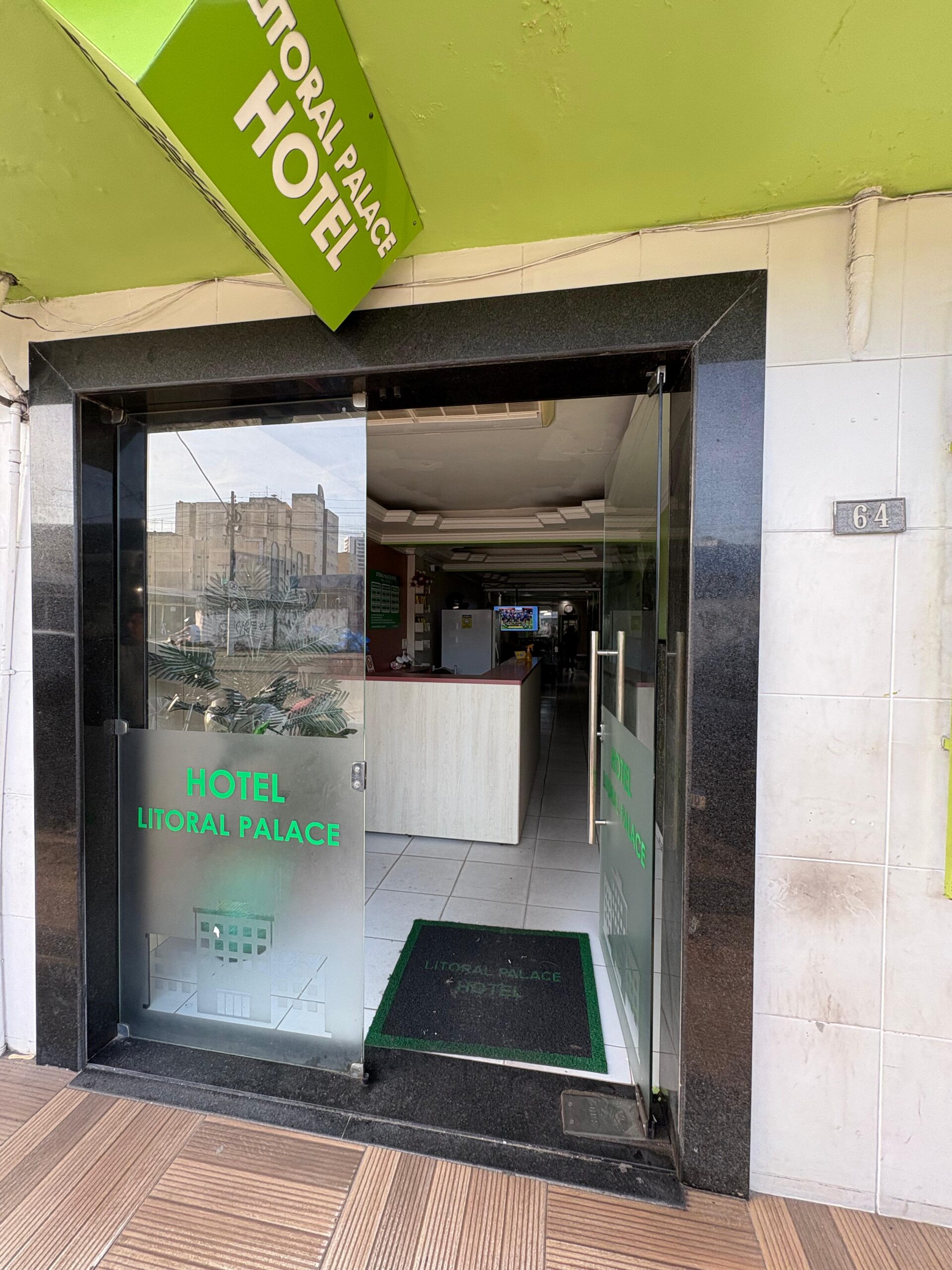 Hotel Litoral Palace, Rua Cipriano Santos n⁰64